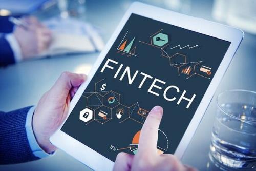67 نرم افزار بومی در زمینه فین تک مورد حمایت قرار گرفت